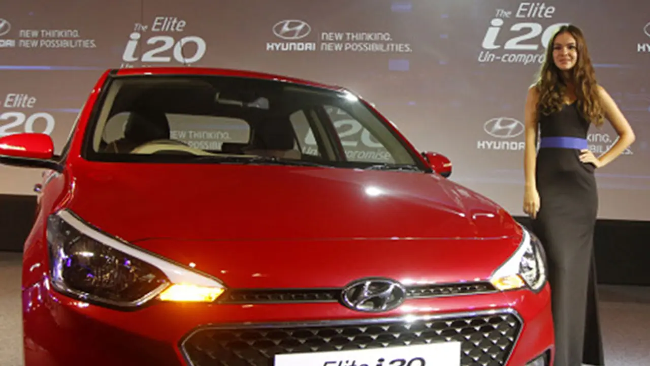 ಹ್ಯುಂಡೈ ಕಾರಿಗೆ 2.5 ಲಕ್ಷ ರೂ ಡಿಸ್ಕೌಂಟ್; ಆಫರ್ ಕೆಲ ದಿನ ಮಾತ್ರ! ಹ್ಯುಂಡೈ ಕಾರಿಗೆ 2.5 ಲಕ್ಷ ರೂ ಡಿಸ್ಕೌಂಟ್; ಆಫರ್ ಕೆಲ ದಿನ ಮಾತ್ರ!