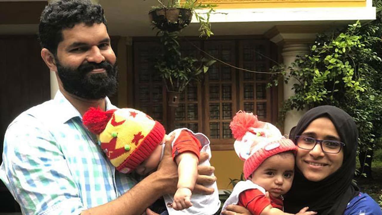 ഈ സ്വര്ണ്ണമെഡലിന് തിളക്കമേറെ; ആരെയും പ്രചോദിപ്പിക്കുന്ന ജീവിതകഥ! ഈ സ്വര്ണ്ണമെഡലിന് തിളക്കമേറെ; ആരെയും പ്രചോദിപ്പിക്കുന്ന ജീവിതകഥ!