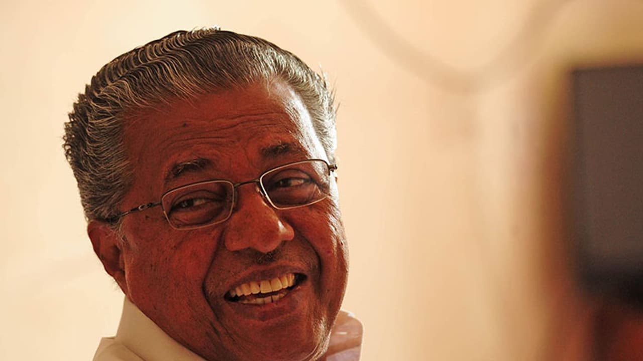 പിണറായിയുടെ ആഹ്വാനം ഫലം കണ്ടു; ആ ഫ്‌ലക്‌സ് ബോര്‍ഡുകള്‍ ഇതാ ഗ്രോ ബാഗുകളായി മാറുന്നു!