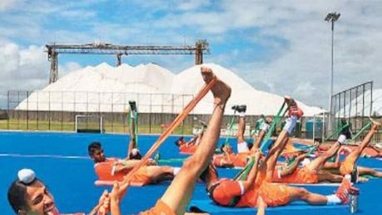 ஹாக்கி போட்டி: இந்தியா ஜப்பான் இன்று நியூஸிலாந்தில் மோதல்; வெல்லுமா இந்தியா? ஹாக்கி போட்டி: இந்தியா ஜப்பான் இன்று நியூஸிலாந்தில் மோதல்; வெல்லுமா இந்தியா?