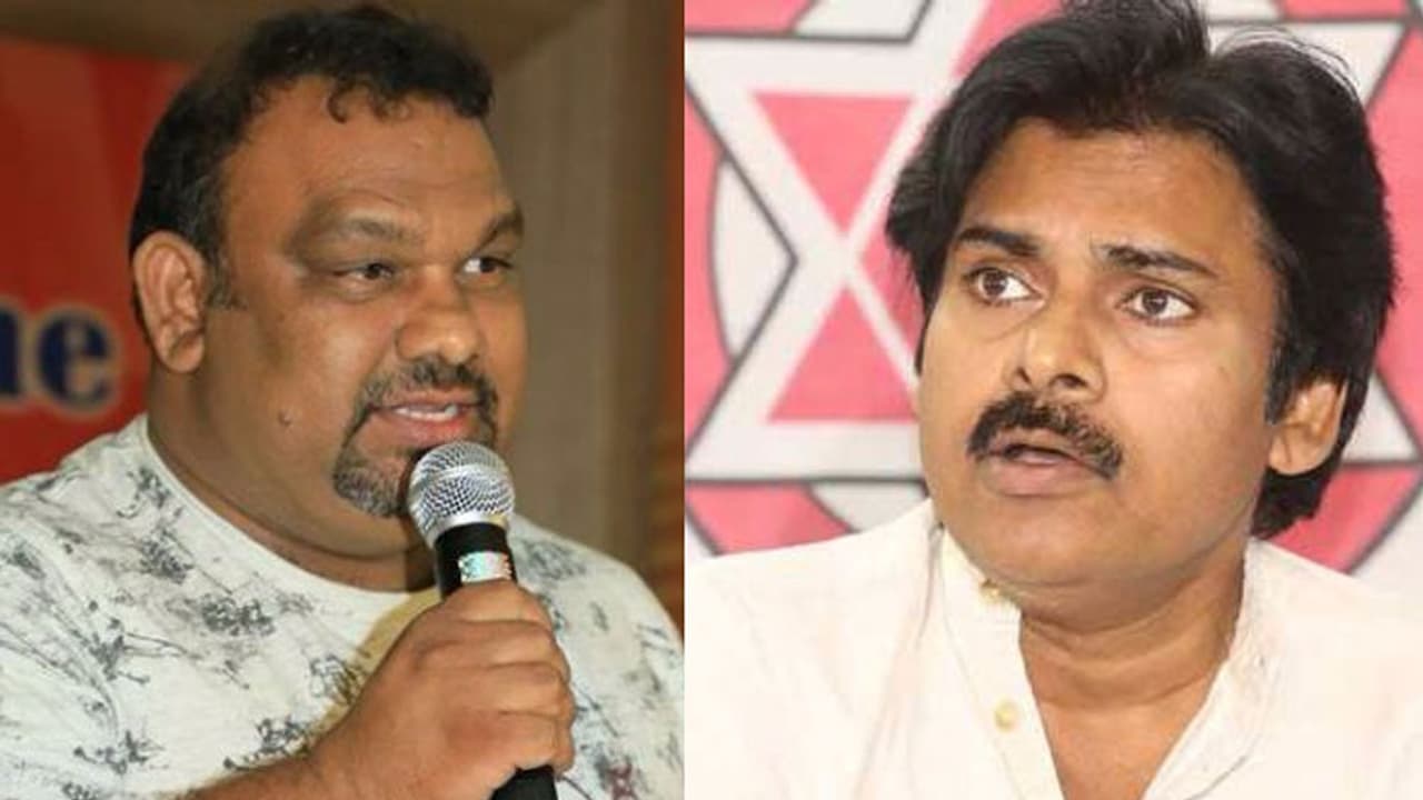 జనసేన నేత పవన్ మీద ‘కత్తి’ దాడి జనసేన నేత పవన్ మీద ‘కత్తి’ దాడి