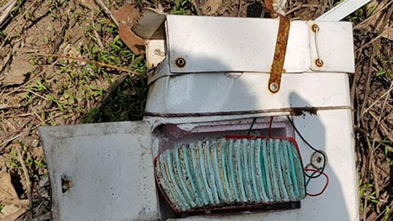 അതിര്ത്തിയില് പരിഭ്രാന്തി പരത്തി അജ്ഞാത ചൈനീസ് ഉപകരണം അതിര്ത്തിയില് പരിഭ്രാന്തി പരത്തി അജ്ഞാത ചൈനീസ് ഉപകരണം