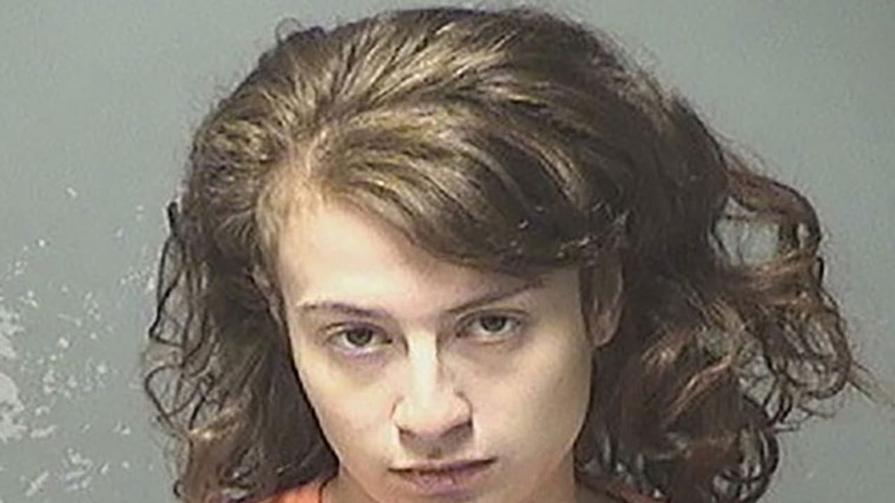 വസ്ത്രം മോഷ്ടിച്ചതിന് റൂംമേറ്റിന്റെ വളര്ത്തുമൃഗത്തെ ഓവനില് വച്ച് ചുട്ടുകൊന്നു വസ്ത്രം മോഷ്ടിച്ചതിന് റൂംമേറ്റിന്റെ വളര്ത്തുമൃഗത്തെ ഓവനില് വച്ച് ചുട്ടുകൊന്നു