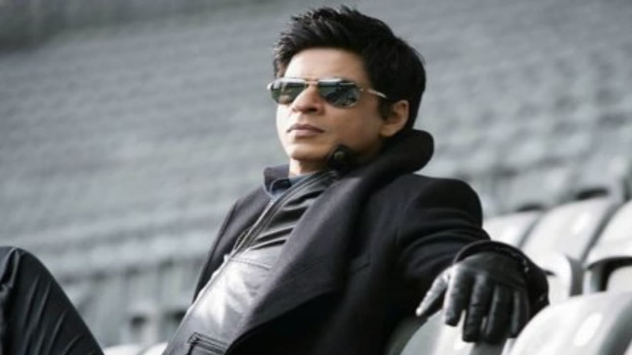 ಶಾರುಖ್ ಖಾನ್ ಮೊದಲ ಕಾರಿನ ರಹಸ್ಯ ಕಿಂಗ್ ಖಾನ್ ಬಳಿ ಇತ್ತು ಚೀಪ್ ಕಾರು!