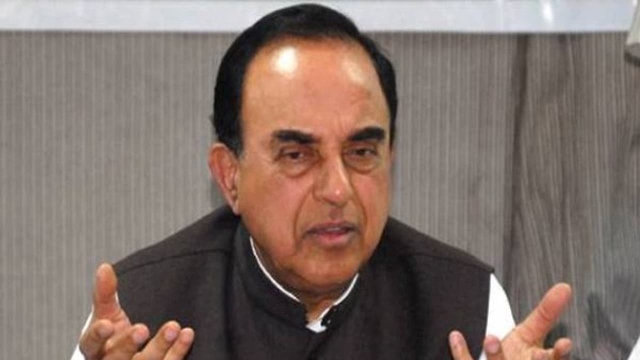 சசிகலா ரிலீசானால் அரசியலில் மாபெரும் மாற்றம் வரும்... சு.சுவாமி நம்பிக்கை..! சசிகலா ரிலீசானால் அரசியலில் மாபெரும் மாற்றம் வரும்... சு.சுவாமி நம்பிக்கை..!