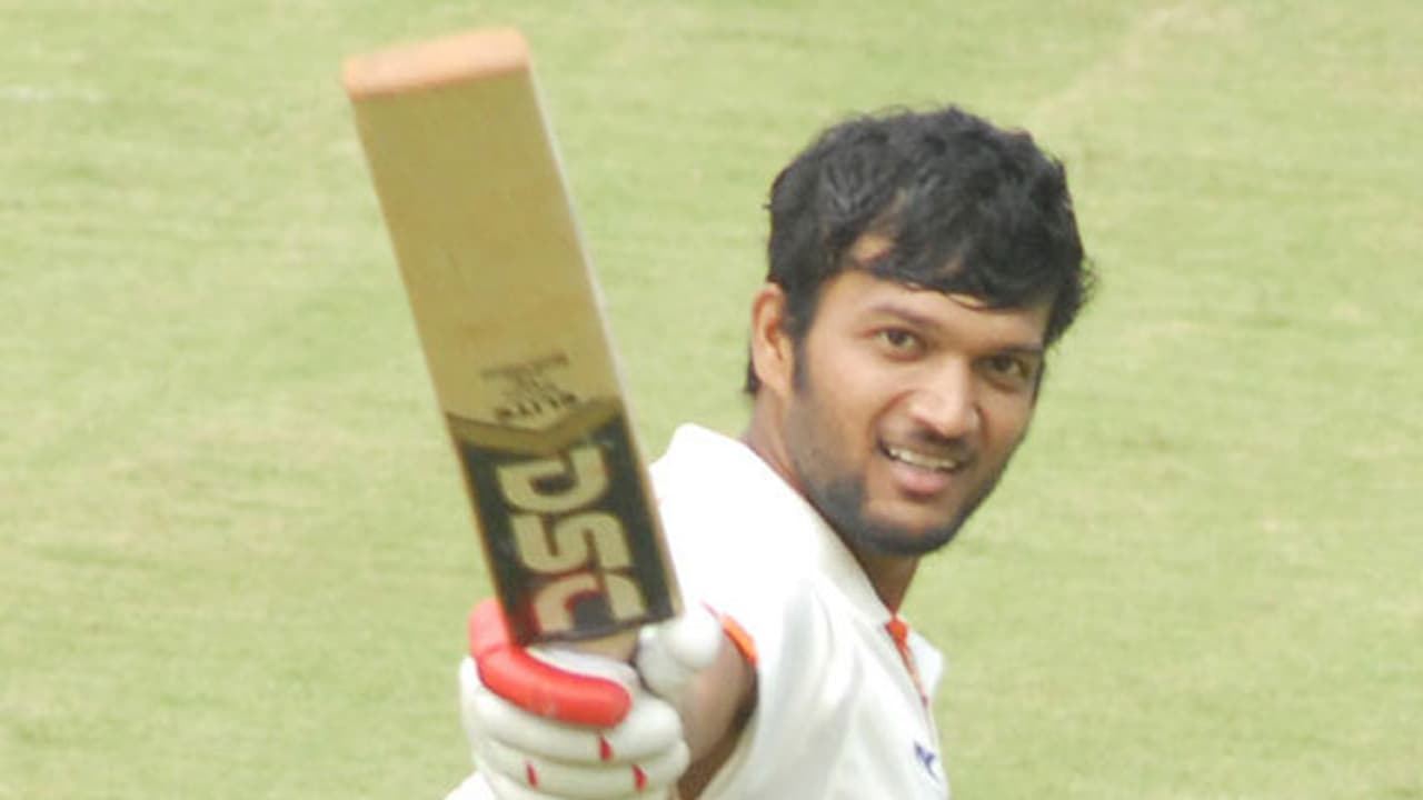 Ranji Trophy: Kerala fights back against Bengal; Jalaj Saxena scores half century Ranji Trophy: Kerala fights back against Bengal; Jalaj Saxena scores half century
