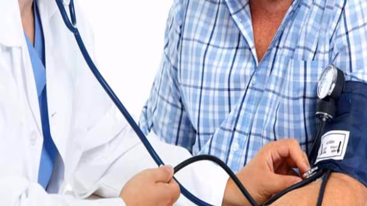 இரத்த அழுத்தம் உள்ளவர்கள் சீரகத் தண்ணீரை ஒரு மாதம் குடித்து வந்தால் நல்ல மாற்றம் தெரியும்... இரத்த அழுத்தம் உள்ளவர்கள் சீரகத் தண்ணீரை ஒரு மாதம் குடித்து வந்தால் நல்ல மாற்றம் தெரியும்...