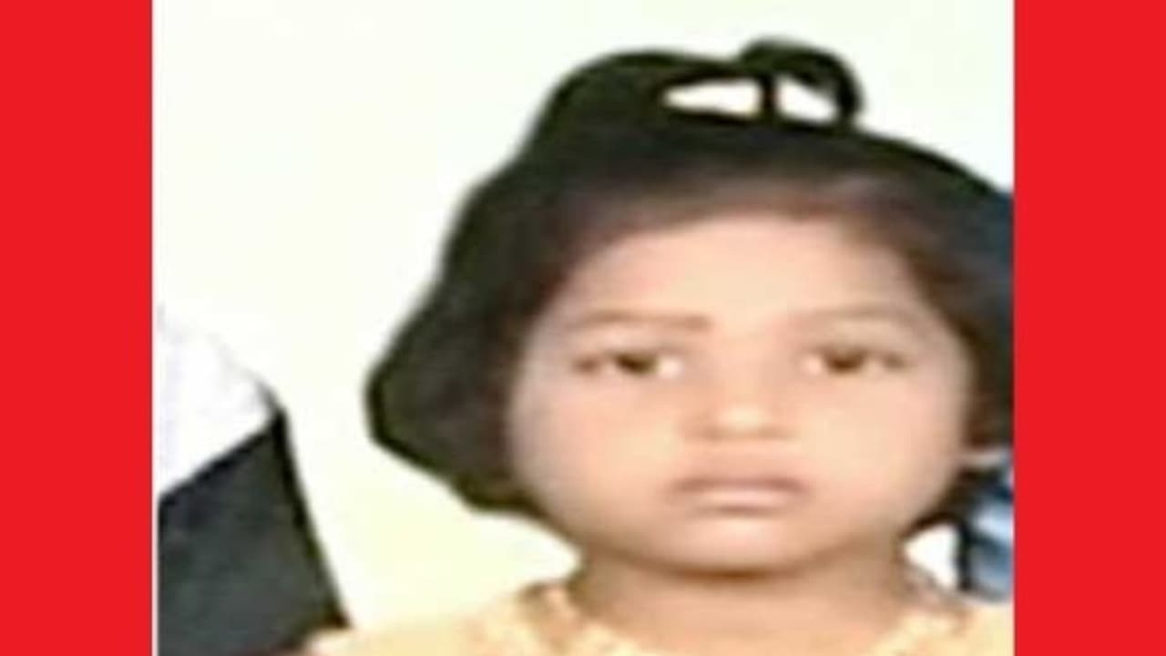 தெருவில் விளையாடிய சிறுமி, கார் மோதி பலி! கார் ஓட்ட பழகும்போது நடந்த விபரீதம்! தெருவில் விளையாடிய சிறுமி, கார் மோதி பலி! கார் ஓட்ட பழகும்போது நடந்த விபரீதம்!