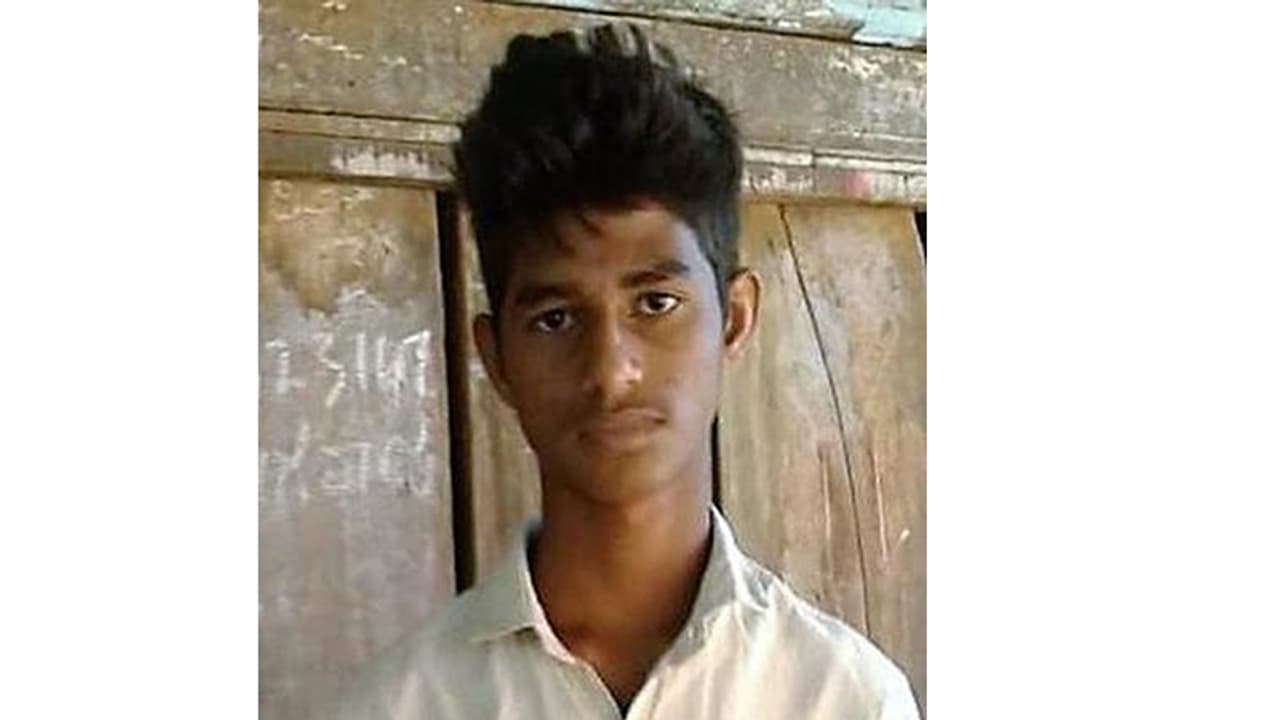 Paresh Mesta ಸಾವು ಕೊಲೆಯಲ್ಲ, ಸಹಜ ಸಾವು : ಸಿಬಿಐ ವರದಿ Paresh Mesta ಸಾವು ಕೊಲೆಯಲ್ಲ, ಸಹಜ ಸಾವು : ಸಿಬಿಐ ವರದಿ