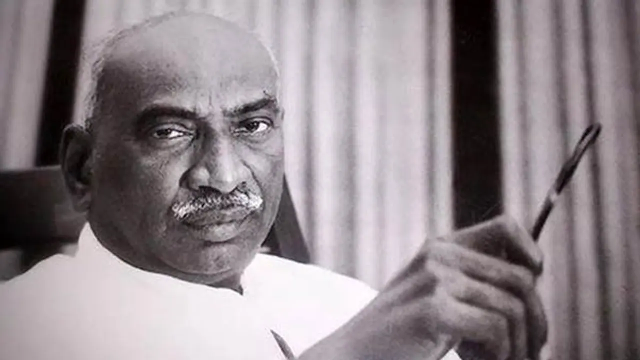 காமராஜரின் கருத்துப்படி பிரதமராவதற்கு நான் சரியான நபர் இல்லை..! பிரணாப் முகர்ஜி ஓபன் டாக்..! காமராஜரின் கருத்துப்படி பிரதமராவதற்கு நான் சரியான நபர் இல்லை..! பிரணாப் முகர்ஜி ஓபன் டாக்..!