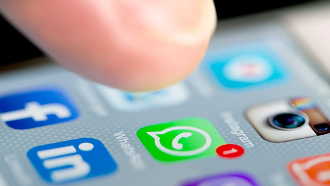 WhatsApp allows users to send messages without Internet connection