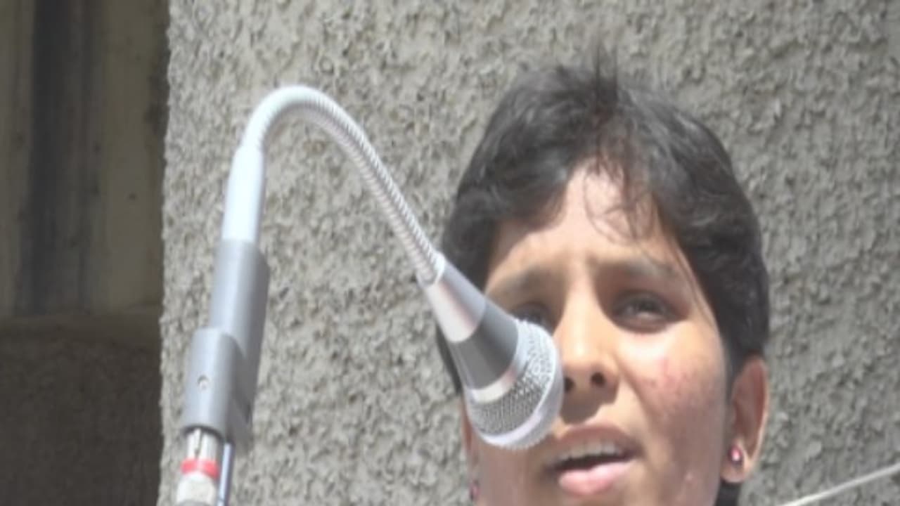 குற்றவாளியை குற்றவாளினு தான் சொல்வாங்க..! தந்தைக்கு கௌசல்யாவின் சவுக்கடி..! குற்றவாளியை குற்றவாளினு தான் சொல்வாங்க..! தந்தைக்கு கௌசல்யாவின் சவுக்கடி..!