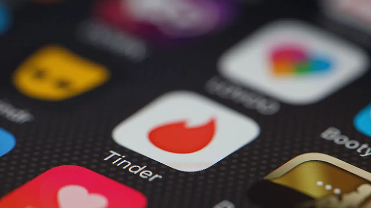 Tinder ex executive sues company, accuses former CEO of sexual assault Tinder ex executive sues company, accuses former CEO of sexual assault