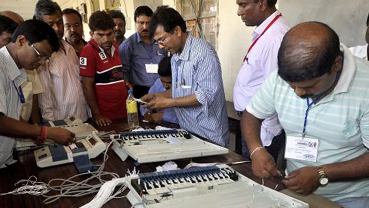 Congress announces 9 candidates for TN polls Congress announces 9 candidates for TN polls