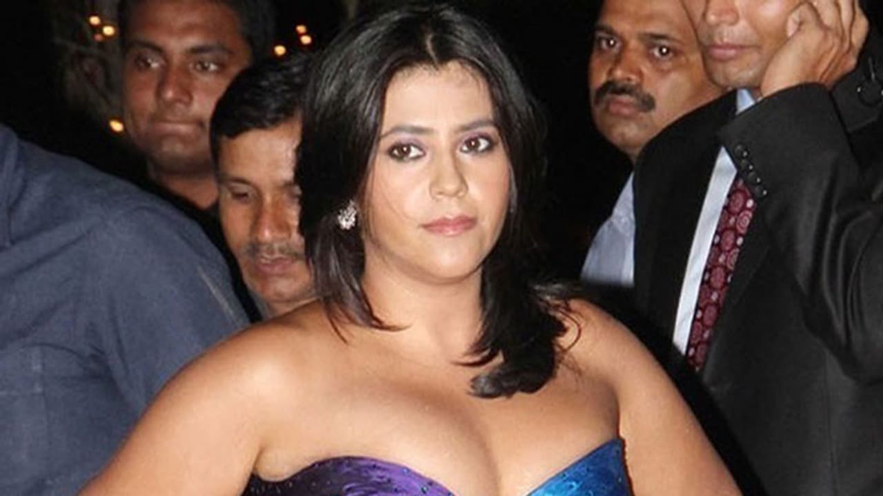 చాన్స్ కోసం వాళ్లంతటవాళ్లే పడుకుంటామని ఆఫర్ ఇస్తారు ఏక్తా కపూర్ చాన్స్ కోసం వాళ్లంతటవాళ్లే పడుకుంటామని ఆఫర్ ఇస్తారు ఏక్తా కపూర్