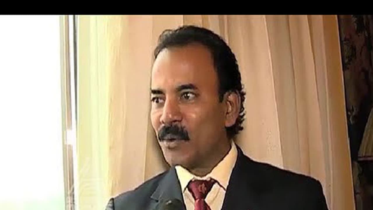 കലാപാഹ്വാനവുമായി മേജര് രവിയുടെ ശബ്ദ സന്ദേശം കലാപാഹ്വാനവുമായി മേജര് രവിയുടെ ശബ്ദ സന്ദേശം