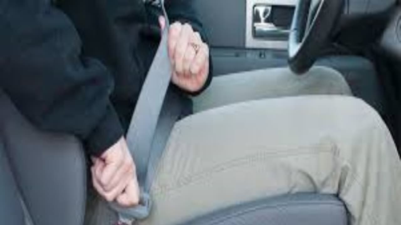 கார்களில் ‘ஏர் பேக்’, ‘சீட் பெல்ட் அலர்ட்’ கட்டாயம்....மத்திய சாலைப் போக்குவரத்து அமைச்சகம் உத்தரவு கார்களில் ‘ஏர் பேக்’, ‘சீட் பெல்ட் அலர்ட்’ கட்டாயம்....மத்திய சாலைப் போக்குவரத்து அமைச்சகம் உத்தரவு