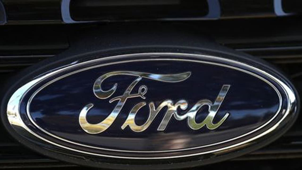 പഴയ കാർ മാറ്റാൻ ആഗ്രഹിക്കുന്നവര്ക്കിതാ ഫോഡില് നിന്നൊരു സന്തോഷ വാര്ത്ത പഴയ കാർ മാറ്റാൻ ആഗ്രഹിക്കുന്നവര്ക്കിതാ ഫോഡില് നിന്നൊരു സന്തോഷ വാര്ത്ത