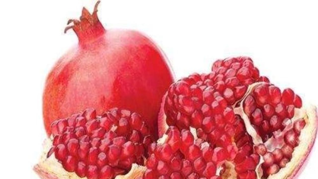 இதயத்திற்கும், மூளைக்கும் மிகுதியான சக்தி கொடுக்கும் மாதுளம் பழத்தின் நன்மைகள் இதோ... இதயத்திற்கும், மூளைக்கும் மிகுதியான சக்தி கொடுக்கும் மாதுளம் பழத்தின் நன்மைகள் இதோ...