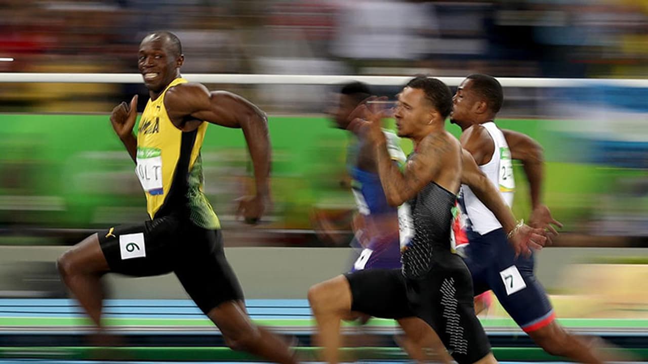 సామాజిక దూరం అంటే ఇది.. ఉసేన్ బోల్ట్ పోస్ట్.. నెట్టింట జోక్స్