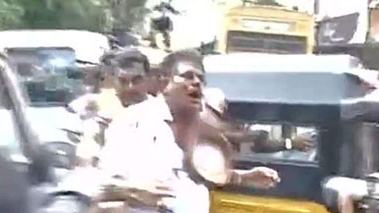 శశి వర్సెస్ శశి శశి వర్సెస్ శశి