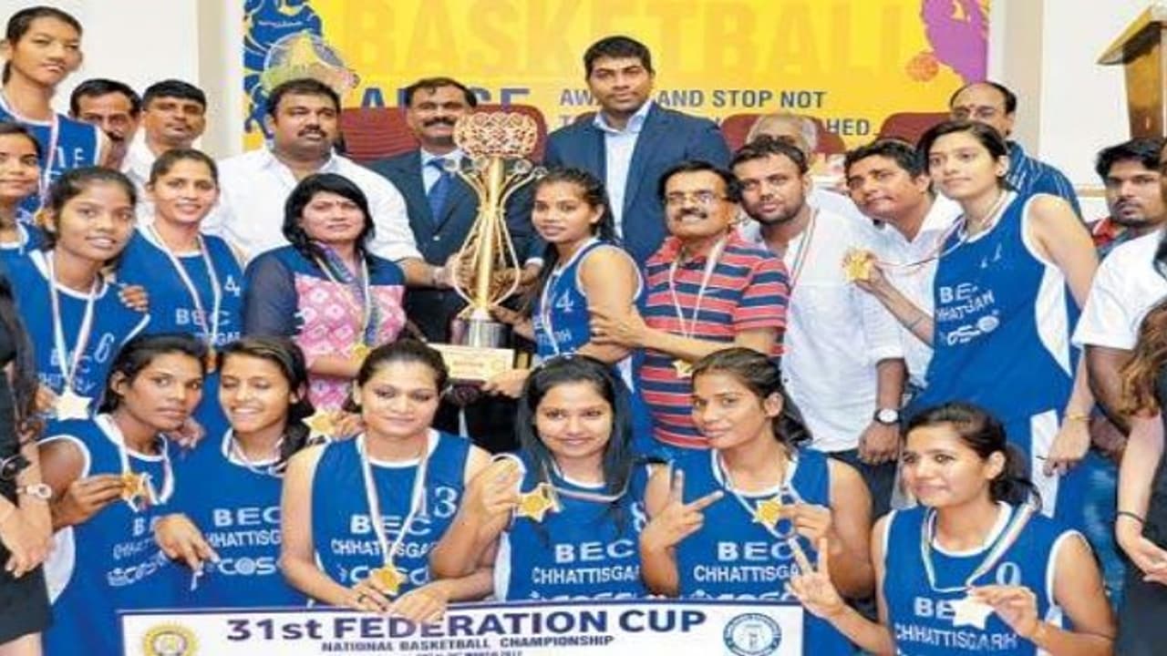 இந்த இரண்டு அணிகள்தான் ஃபெடரேஷன் கோப்பையை தட்டிச் சென்றன… இந்த இரண்டு அணிகள்தான் ஃபெடரேஷன் கோப்பையை தட்டிச் சென்றன…