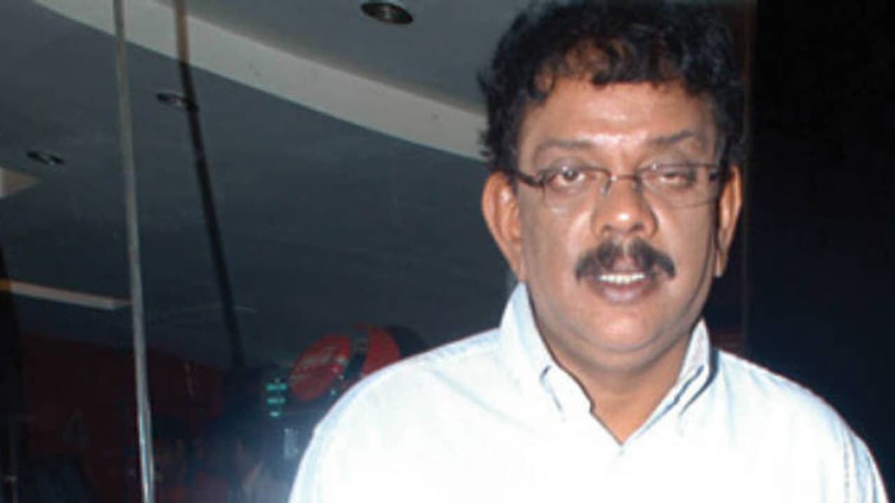 Guess, who is the mystery woman in Priyadarshan's life? Guess, who is the mystery woman in Priyadarshan's life?