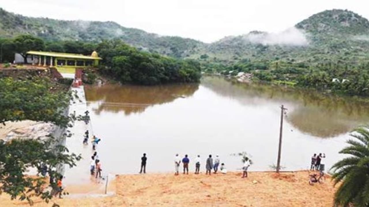 பாலாற்றின் குறுக்கே அணை கட்டும் விவகாரம் தமிழகத்தை கழட்டிவிட்ட மத்திய அரசு பாலாற்றின் குறுக்கே அணை கட்டும் விவகாரம் தமிழகத்தை கழட்டிவிட்ட மத்திய அரசு