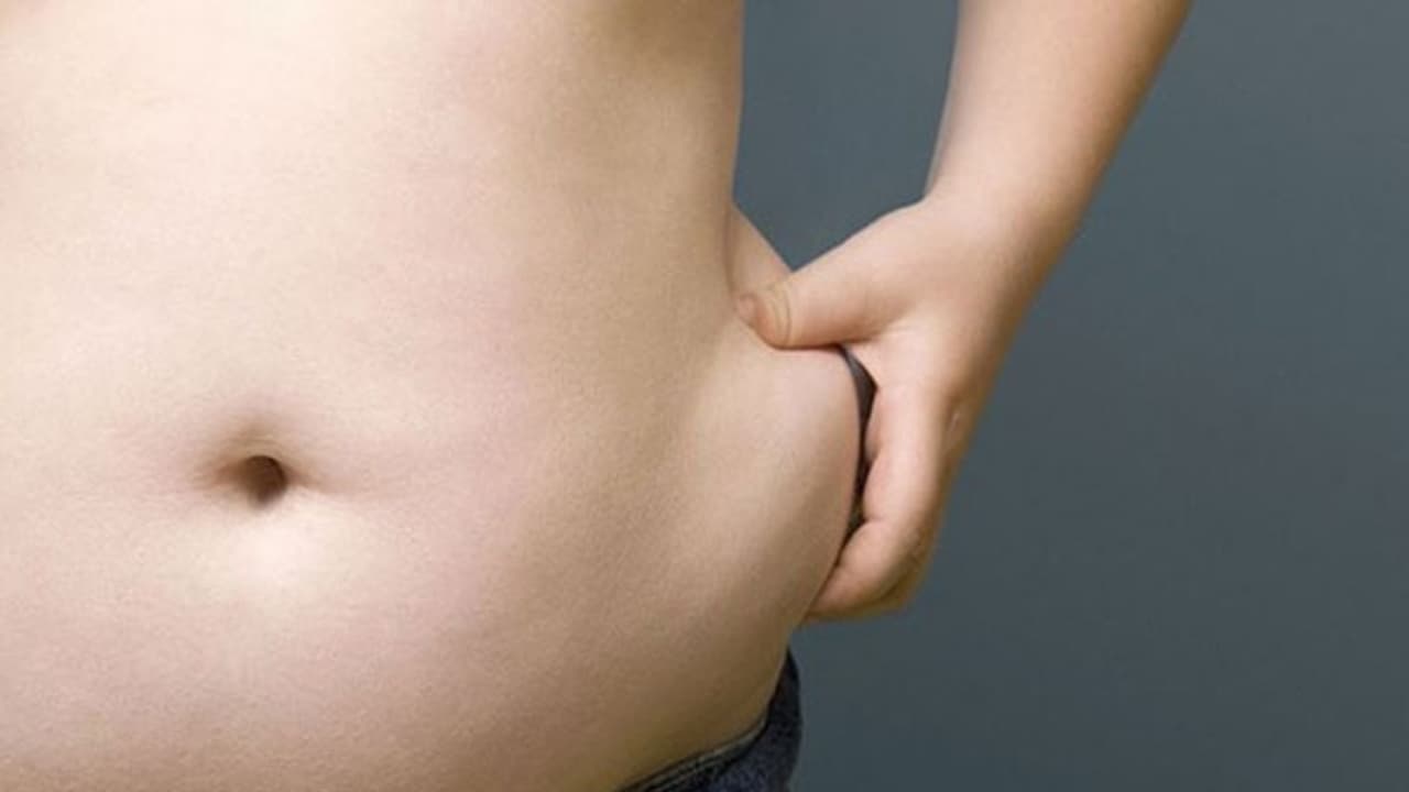 தொப்பையை இருந்த இடம் தெரியாமல் போக்க உதவும் மிராக்கல் டிப்ஸ்... தொப்பையை இருந்த இடம் தெரியாமல் போக்க உதவும் மிராக்கல் டிப்ஸ்...