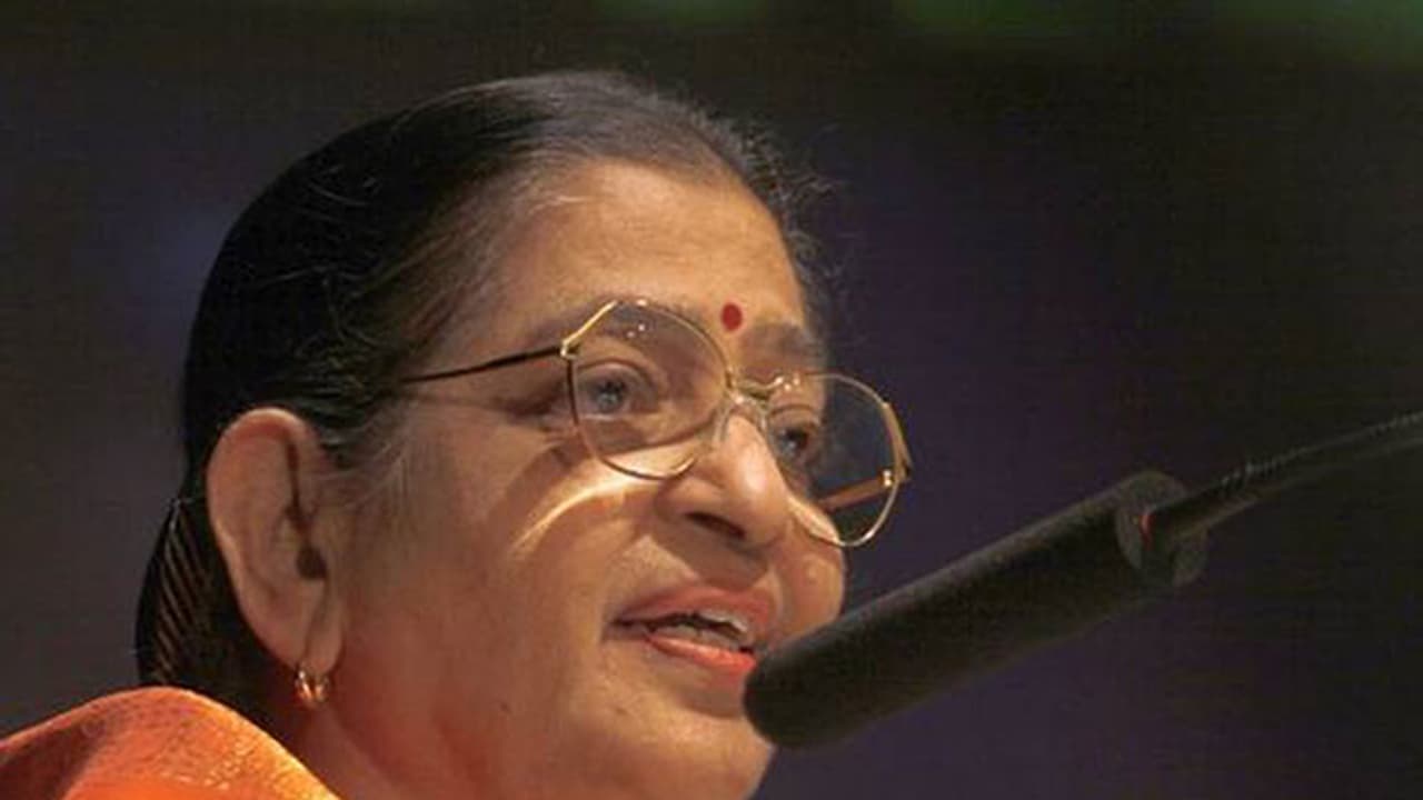 Singer P Susheela dismisses the rumour of her death Singer P Susheela dismisses the rumour of her death