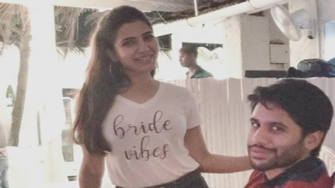 1௦ கோடி செலவில் பிரமாண்டமாக நடைபெறும் சமந்தா நாக சைதன்யா திருமணம்.. 15௦ பேருக்கு மட்டுமே அழைப்பு! 1௦ கோடி செலவில் பிரமாண்டமாக நடைபெறும் சமந்தா நாக சைதன்யா திருமணம்.. 15௦ பேருக்கு மட்டுமே அழைப்பு!