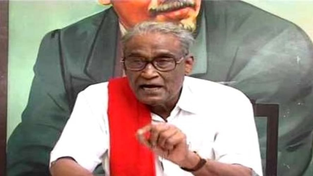 மானமுள்ள தமிழர்கள் பாஜக ஜனாதிபதி வேட்பாளரை ஆதரிக்கக் கூடாது பொங்கித் தீர்த்த தா.பாண்டியன் மானமுள்ள தமிழர்கள் பாஜக ஜனாதிபதி வேட்பாளரை ஆதரிக்கக் கூடாது பொங்கித் தீர்த்த தா.பாண்டியன்