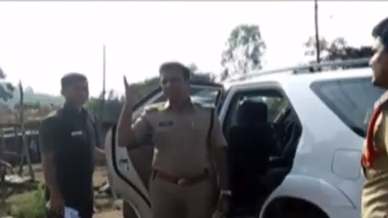 ఆదిలాబాద్ లో టెన్షన్ టెన్షన్.. ఆదిలాబాద్ లో టెన్షన్ టెన్షన్..