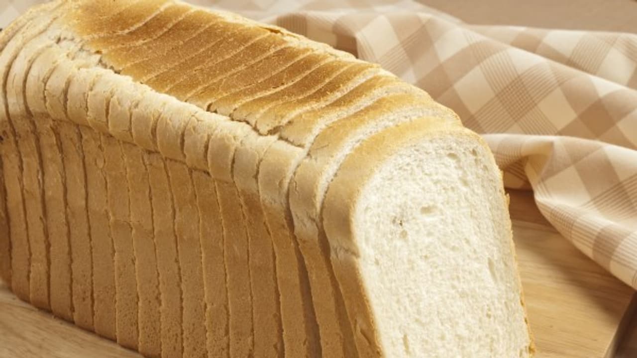 இந்த நான்கு உணவுகள் இப்படி இருந்தால் மறந்தும்கூட சாப்பிட்டு வேண்டாம் உயிருக்கே ஆபத்தாகிவிடும்... இந்த நான்கு உணவுகள் இப்படி இருந்தால் மறந்தும்கூட சாப்பிட்டு வேண்டாம் உயிருக்கே ஆபத்தாகிவிடும்...