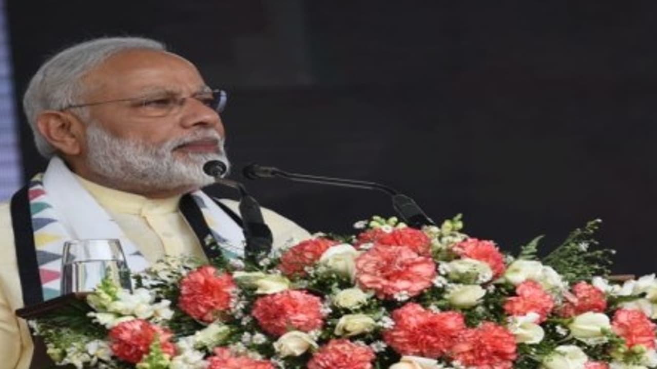 ஜெயலலிதா இல்லாதது வருத்தமளிக்கிறது பிரதமர் மோடி உருக்கம்... ஜெயலலிதா இல்லாதது வருத்தமளிக்கிறது பிரதமர் மோடி உருக்கம்...