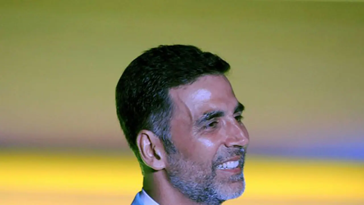 Akshay Kumar appears before SIT in desecration, police firing cases