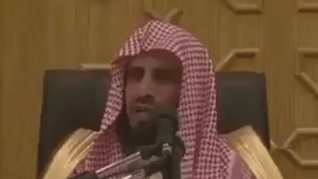 ಸ್ತ್ರೀಯರು ಪುರುಷರಿಗೆ ಸಮಾನರಲ್ಲ, ಅವರ ತಲೆಯಲ್ಲಿ ಕೇವಲ ಶೇ.25ರಷ್ಟು ಮೆದುಳಿದೆ: ಮೌಲ್ವಿ ಸ್ತ್ರೀಯರು ಪುರುಷರಿಗೆ ಸಮಾನರಲ್ಲ, ಅವರ ತಲೆಯಲ್ಲಿ ಕೇವಲ ಶೇ.25ರಷ್ಟು ಮೆದುಳಿದೆ: ಮೌಲ್ವಿ