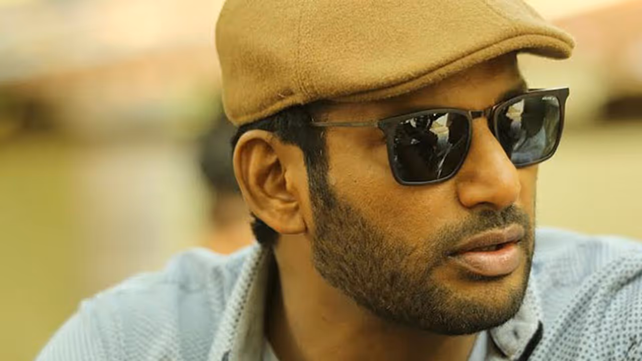 വിശാലിന് ആദായനികുതി വകുപ്പിന്റെ സമന്സ്; നേരിട്ട് ഹാജരാകണം വിശാലിന് ആദായനികുതി വകുപ്പിന്റെ സമന്സ്; നേരിട്ട് ഹാജരാകണം