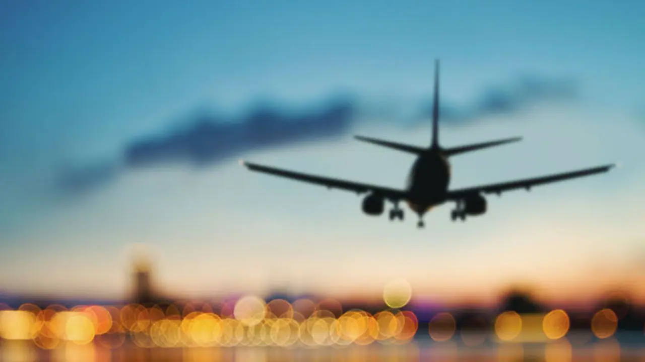 എയർ കേരള വിമാന സര്വീസ് പ്രഖ്യാപിച്ചു: പ്രവര്ത്തനാനുമതി ലഭിച്ചെന്ന് കേരളം ആസ്ഥാനമായ ആദ്യ വിമാനക്കമ്പനി എയർ കേരള വിമാന സര്വീസ് പ്രഖ്യാപിച്ചു: പ്രവര്ത്തനാനുമതി ലഭിച്ചെന്ന് കേരളം ആസ്ഥാനമായ ആദ്യ വിമാനക്കമ്പനി