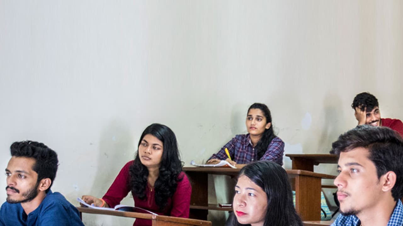 ‘’ತರಗತಿಗಳಲ್ಲಿ ಹುಡುಗಿಯರು, ಹುಡುಗರು ಒಟ್ಟಿಗೆ ಕೂರುವುದು ಭಾರತೀಯ ಸಂಸ್ಕೃತಿ ವಿರುದ್ಧ’’! ‘’ತರಗತಿಗಳಲ್ಲಿ ಹುಡುಗಿಯರು, ಹುಡುಗರು ಒಟ್ಟಿಗೆ ಕೂರುವುದು ಭಾರತೀಯ ಸಂಸ್ಕೃತಿ ವಿರುದ್ಧ’’!