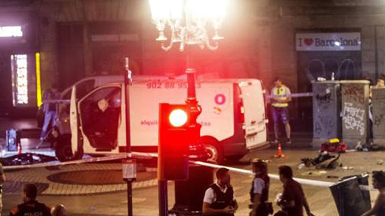 സ്പെയിനിൽ വീണ്ടും ഭീകരാക്രമണശ്രമം; അഞ്ച് ഭീകരരെ വധിച്ചു സ്പെയിനിൽ വീണ്ടും ഭീകരാക്രമണശ്രമം; അഞ്ച് ഭീകരരെ വധിച്ചു