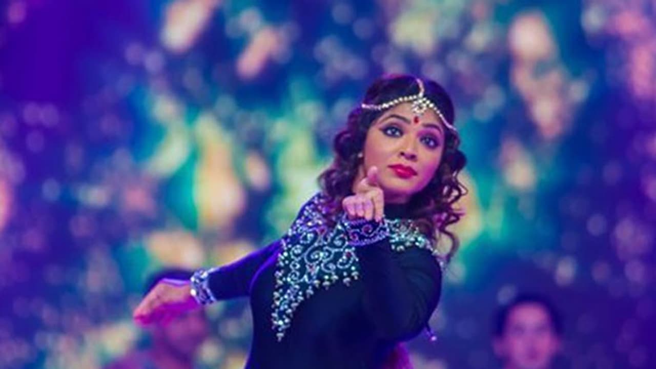 Kuwait police say 'NO' to Rima Kallingal's dance show Kuwait police say 'NO' to Rima Kallingal's dance show