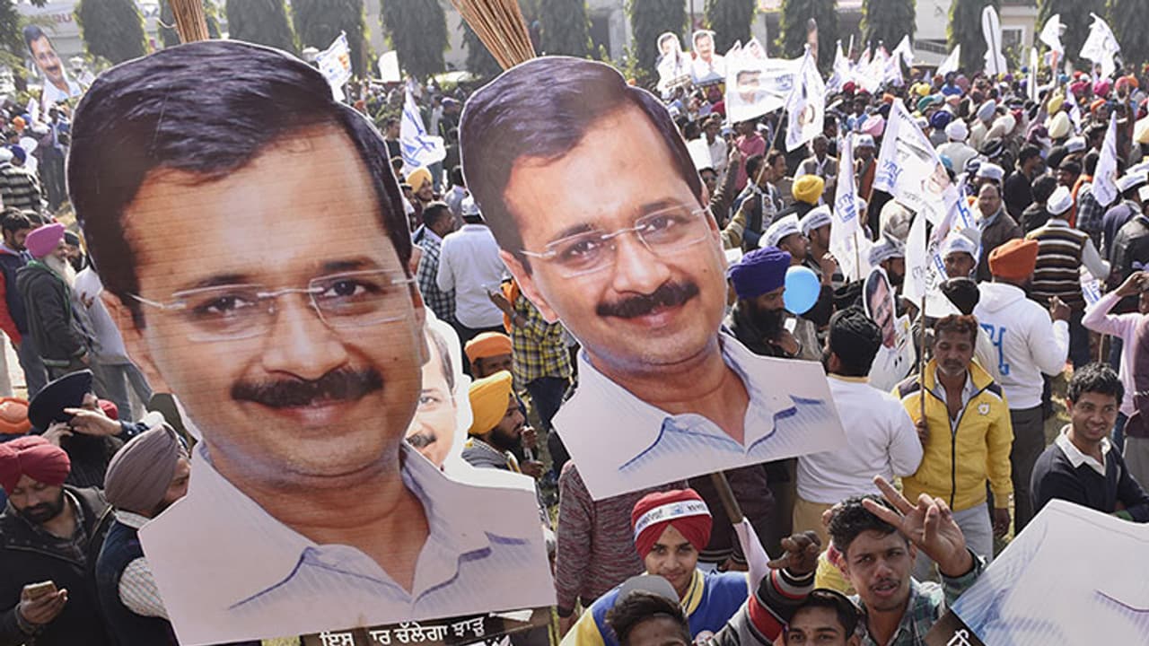 ದಿಲ್ಲಿಯಲ್ಲಿ ಆಪ್‌ ಪರ ಕನ್ನಡ ಸ್ಟಾರ್ ನಟನ ಪ್ರಚಾರ!