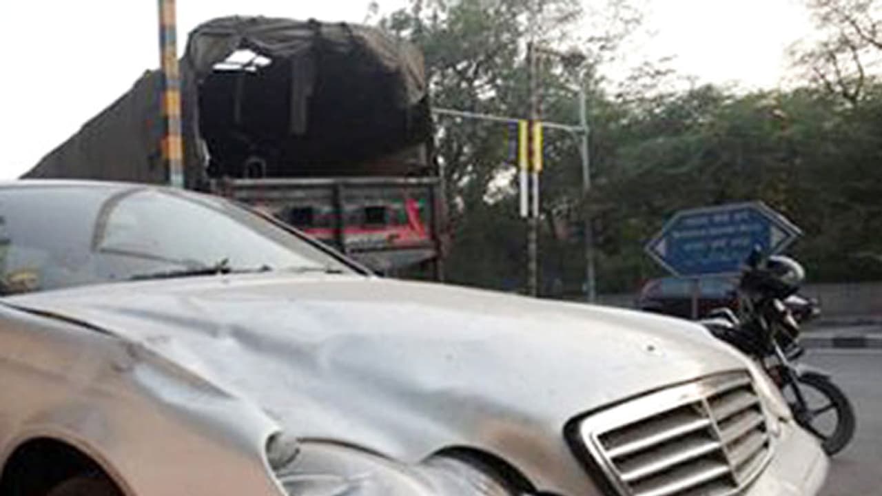 Mercedes hit and run : Delhi police seeks to cancel teen's bail