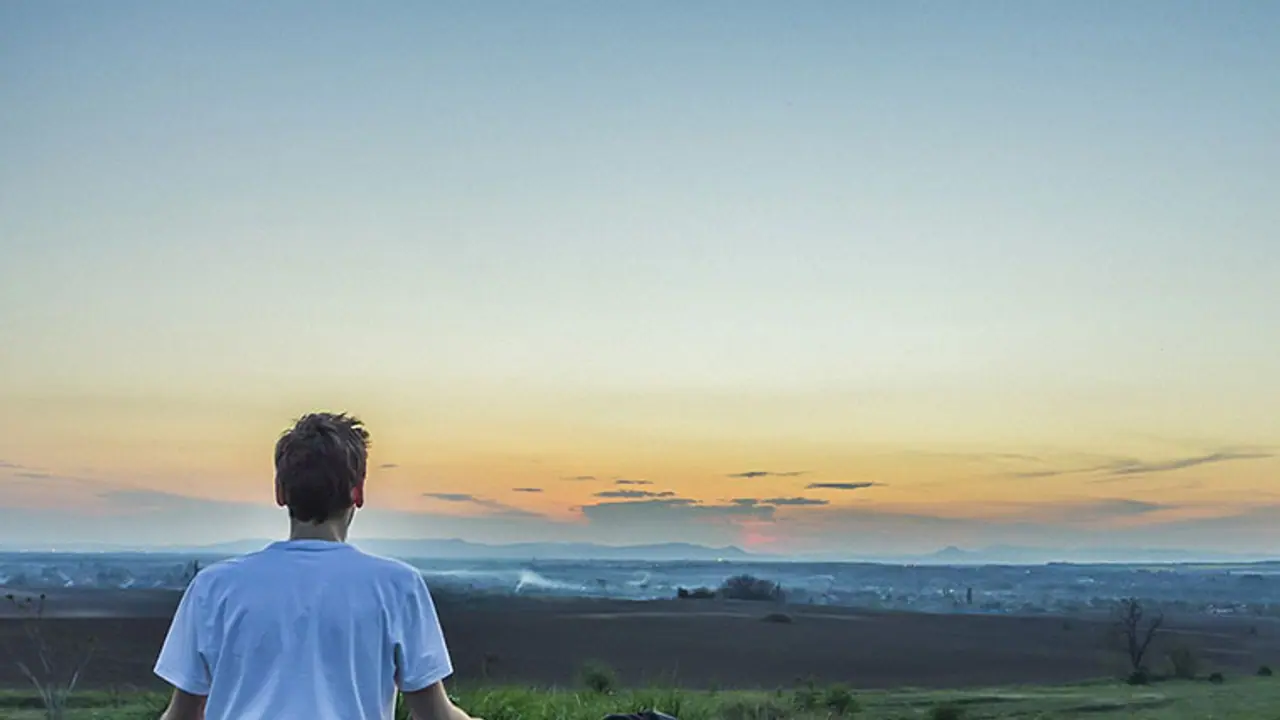 How to do proper meditation, what is mindfulness? Here's what expert Dr Paras has to say