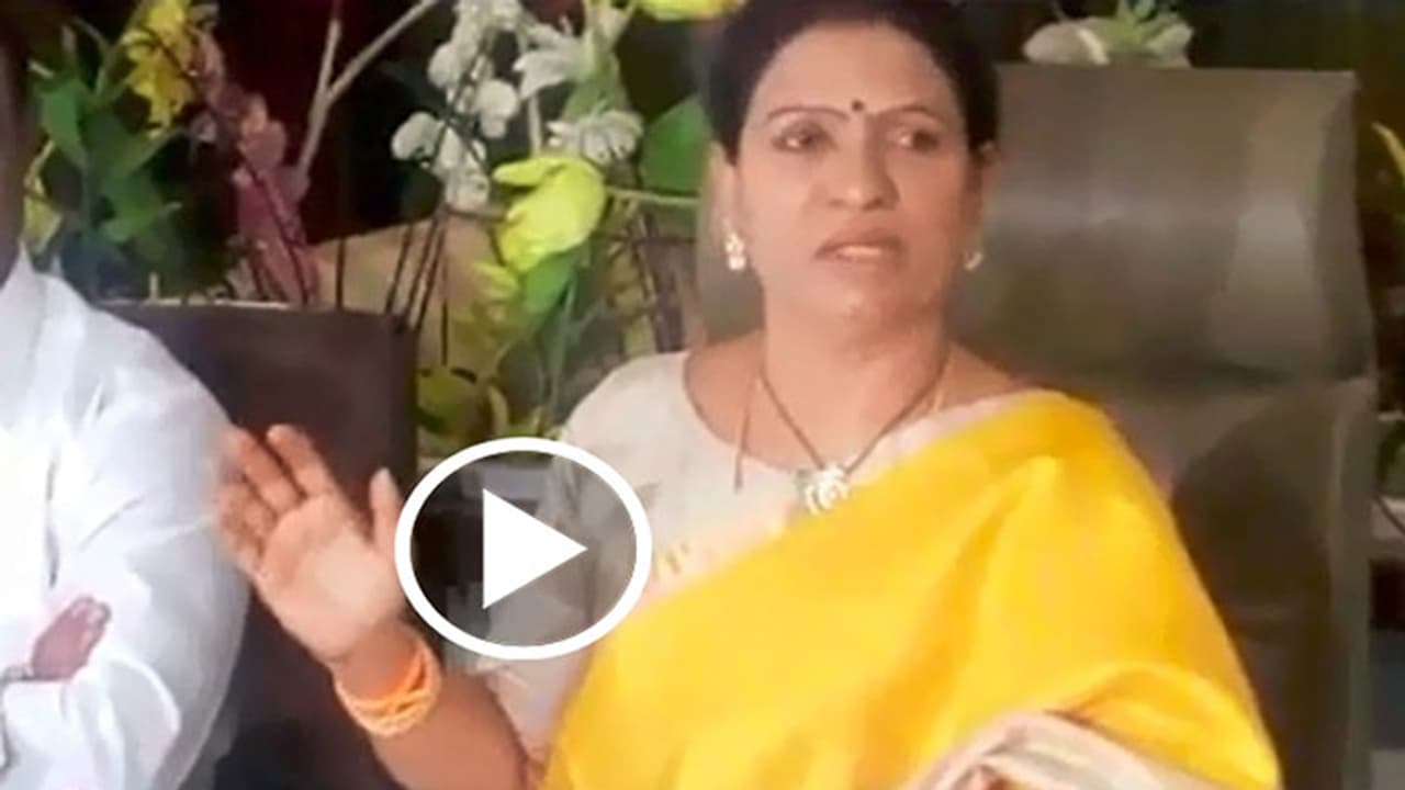 "హెచ్ సీ ఎ లోను కుటుంబ పాలనే" (వీడియో) "హెచ్ సీ ఎ లోను కుటుంబ పాలనే" (వీడియో)