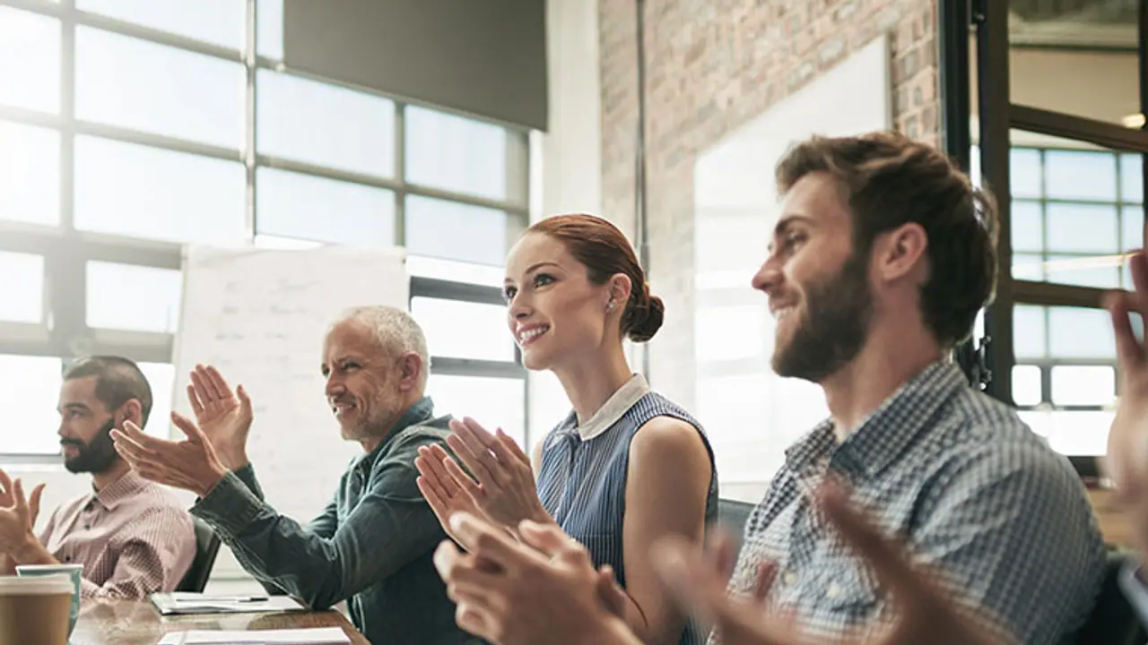 How using a female name in an e mail signature showed one man how difficult it is for women in the workplace How using a female name in an e mail signature showed one man how difficult it is for women in the workplace