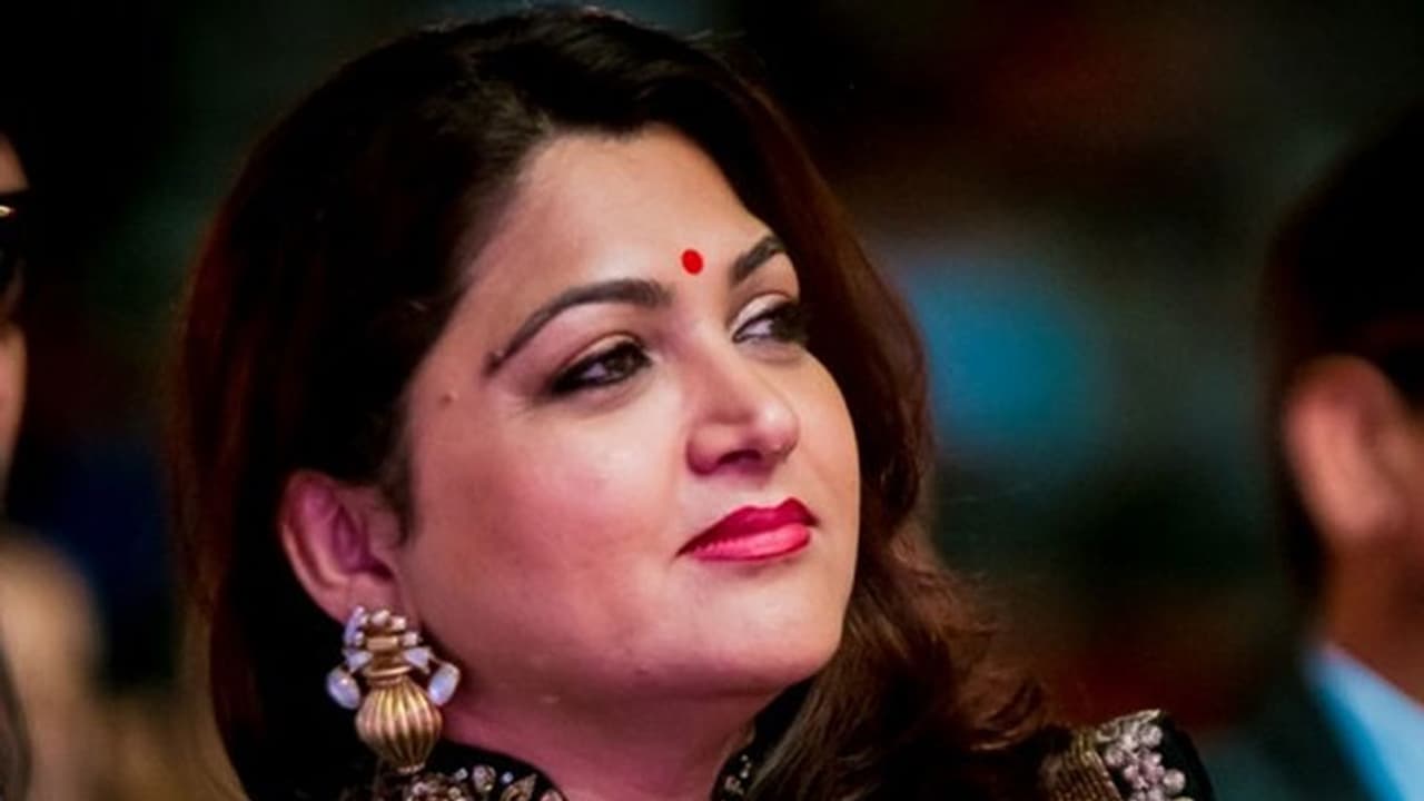 மதமாற்றம் பற்றி பேச குஷ்புவுக்கு என்ன தகுதியிருக்குது? ஸ்டாலினை சீண்டியதற்கு விழும் பகீர் பதிலடிகள்.! மதமாற்றம் பற்றி பேச குஷ்புவுக்கு என்ன தகுதியிருக்குது? ஸ்டாலினை சீண்டியதற்கு விழும் பகீர் பதிலடிகள்.!