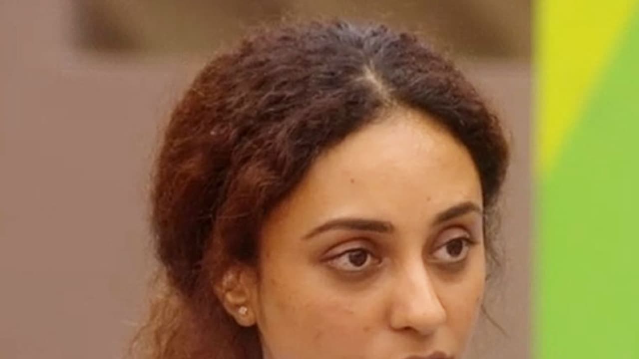 ബിഗ് ബോസില് വന് തിരിച്ചുവരവിന് പേളി മാണി; പുതിയ ക്യാപ്റ്റന് ബിഗ് ബോസില് വന് തിരിച്ചുവരവിന് പേളി മാണി; പുതിയ ക്യാപ്റ്റന്