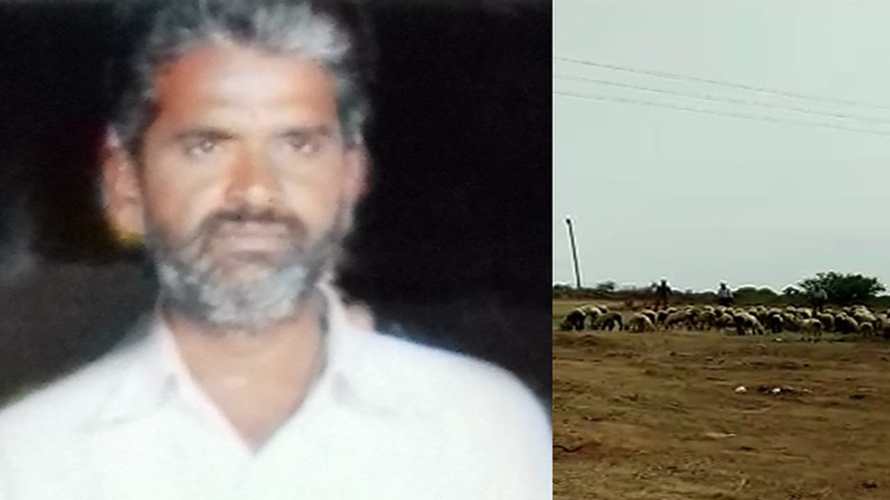 ಗೋಮಾಳ ಜಮೀನು ನುಂಗಿದ ಪಿಡಿಒ: ಪ್ರಶ್ನಿಸಿದ ಗ್ರಾಮಸ್ಥರ ವಿರುದ್ಧ ಪಿಡಿಒ ದೌರ್ಜನ್ಯ ಗೋಮಾಳ ಜಮೀನು ನುಂಗಿದ ಪಿಡಿಒ: ಪ್ರಶ್ನಿಸಿದ ಗ್ರಾಮಸ್ಥರ ವಿರುದ್ಧ ಪಿಡಿಒ ದೌರ್ಜನ್ಯ